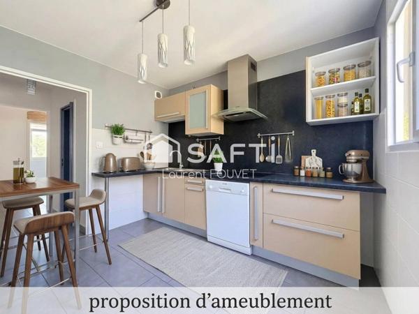 Balcon avec une vue dégagée, , parc au pied de l'immeuble et garage !