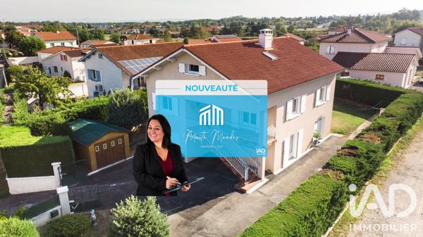 Maison à vendre 7 pièces 136,09 m² Saint-Marcellin-en-Forez