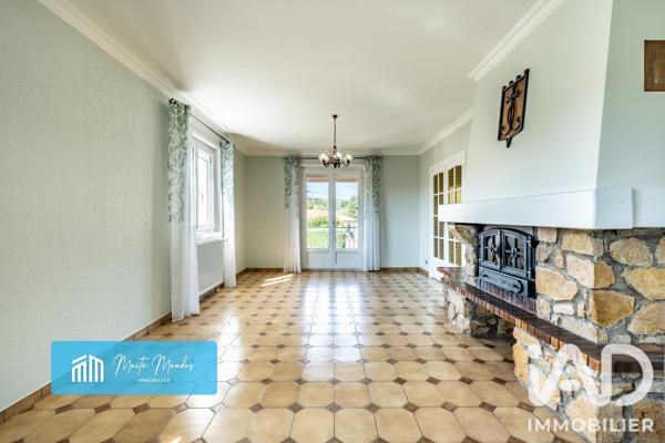 Maison à vendre 7 pièces 136,09 m² Saint-Marcellin-en-Forez