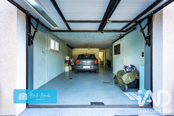 Maison à vendre 7 pièces 136,09 m² Saint-Marcellin-en-Forez