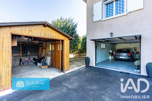 Maison à vendre 7 pièces 136,09 m² Saint-Marcellin-en-Forez