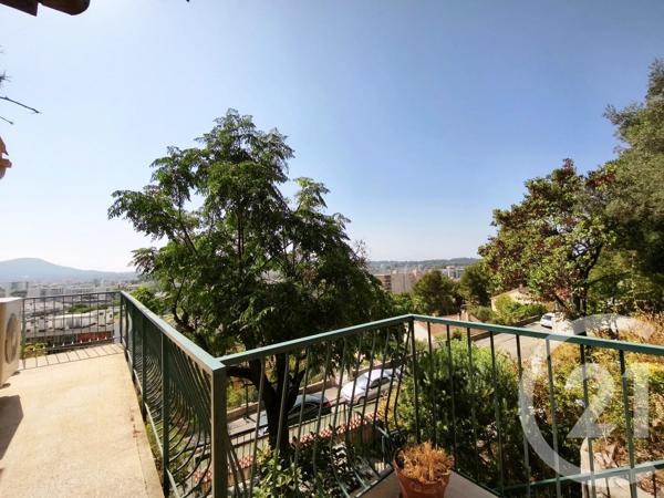 Maison à vendre  5 pièces - 152,85 m 2   LA GARDE  - 83
