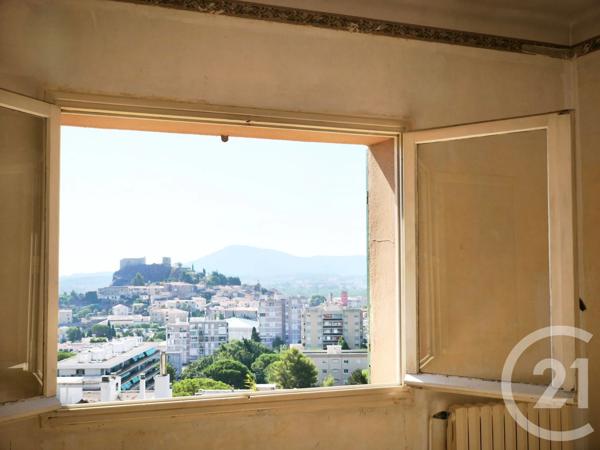 Maison à vendre  5 pièces - 152,85 m 2   LA GARDE  - 83