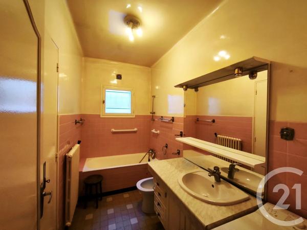 Maison à vendre  5 pièces - 152,85 m 2   LA GARDE  - 83