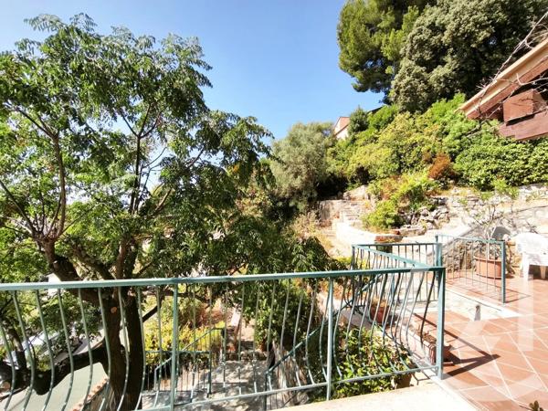 Maison à vendre  5 pièces - 152,85 m 2   LA GARDE  - 83