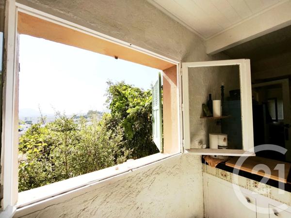 Maison à vendre  5 pièces - 152,85 m 2   LA GARDE  - 83