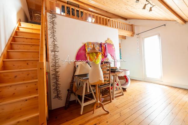 Belle maison pleine de charme sur joli terrain !