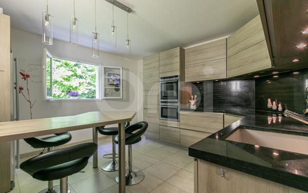 Maison à vendre    6 pièces • 195,18 m2 Sucy-en-Brie