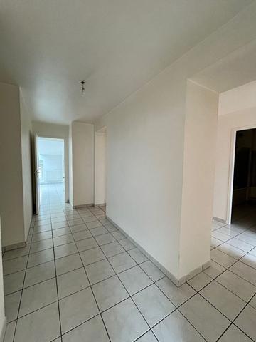 APPARTEMENT - 4 pièces - 128.12 m2