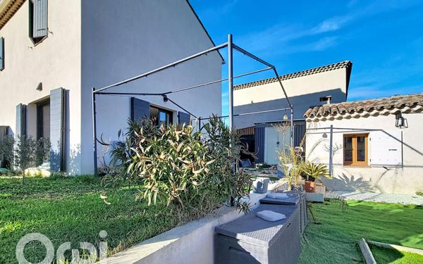 Maison à vendre    4 pièces • 87 m2 Signes