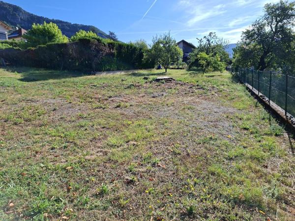 Terrain 1000 m2 hors lotissement
