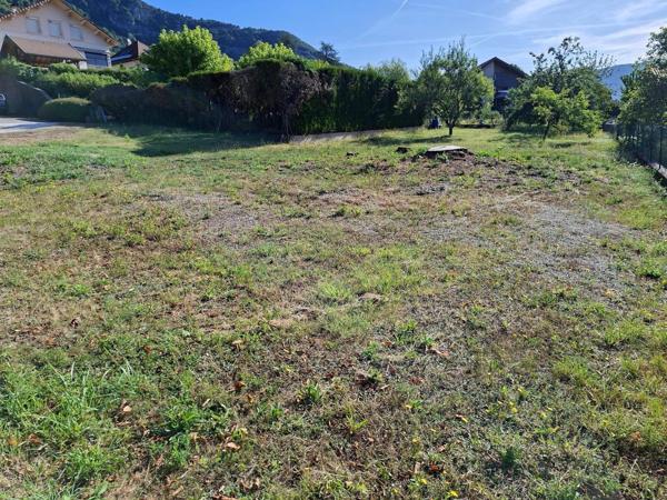 Terrain 1000 m2 hors lotissement
