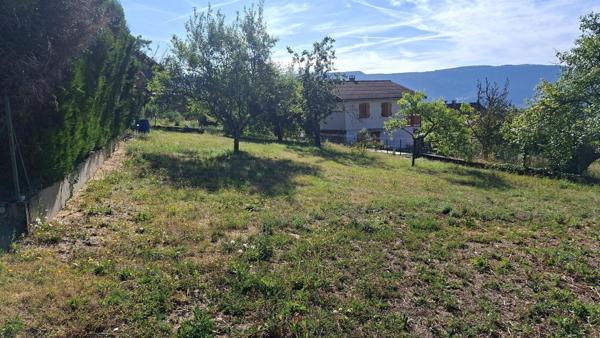Terrain 1000 m2 hors lotissement