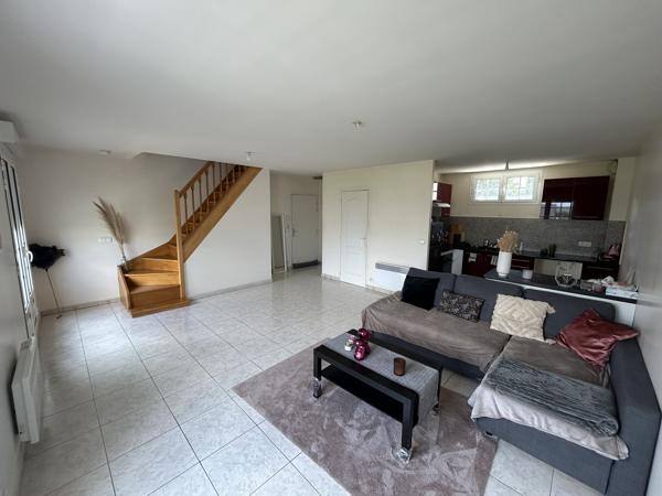 Beau duplex 60 m² avec balcon et grand garage fermé
