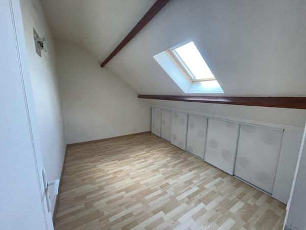 Beau duplex 60 m² avec balcon et grand garage fermé