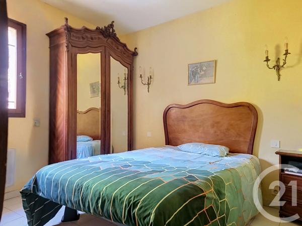 Maison à vendre  6 pièces - 151 m 2   DRAGUIGNAN  - 83