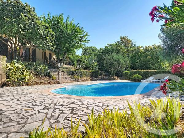 Maison à vendre  6 pièces - 151 m 2   DRAGUIGNAN  - 83