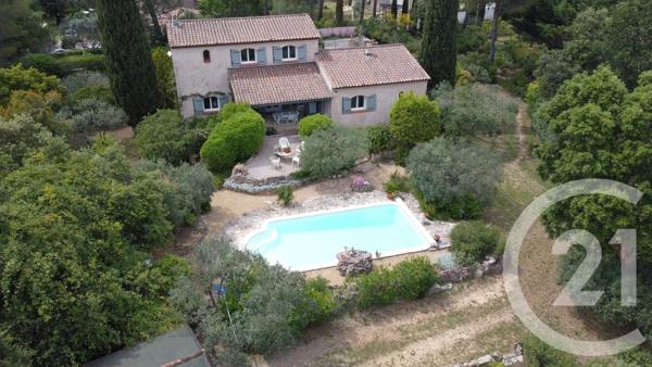 Maison à vendre  6 pièces - 151 m 2   DRAGUIGNAN  - 83