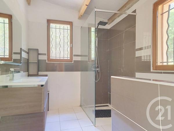 Maison à vendre  6 pièces - 151 m 2   DRAGUIGNAN  - 83