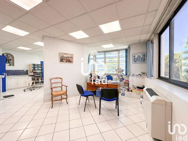 Murs commerciaux  à vendre 88 m² Nîmes-Saint-Césaire