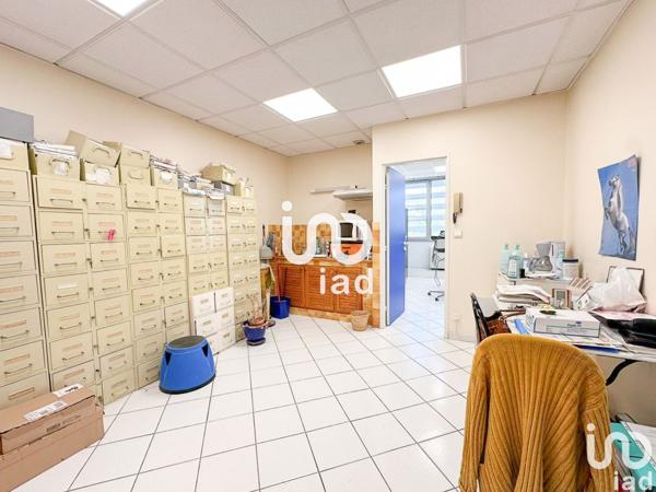 Murs commerciaux  à vendre 88 m² Nîmes-Saint-Césaire