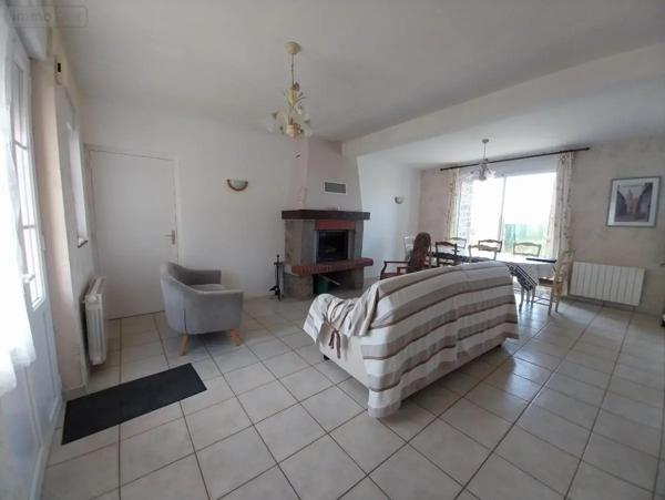 Location - Maison Cherrueix 35120 5 pièces 114 m 2