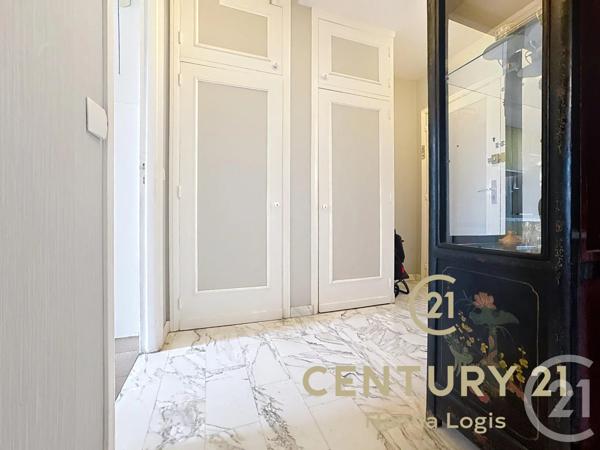 Appartement F2 à vendre  2 pièces - 60,10 m 2   ANTIBES  - 06
