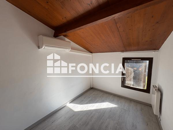 Location Maison 3 pièces 47 m² - 10 LES MAS DE LA CHESNAIE La Londe Les Maures 83250