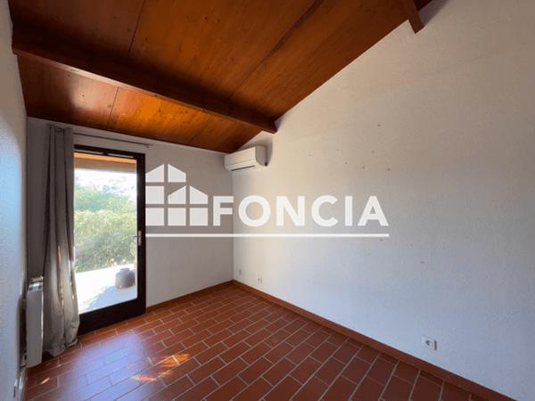 Location Maison 3 pièces 47 m² - 10 LES MAS DE LA CHESNAIE La Londe Les Maures 83250