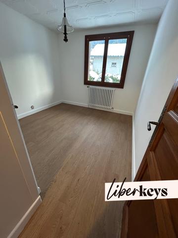 Maison 6 pièces + cuisine- Gros potentiel aménagement/construction -  Villard de Lans