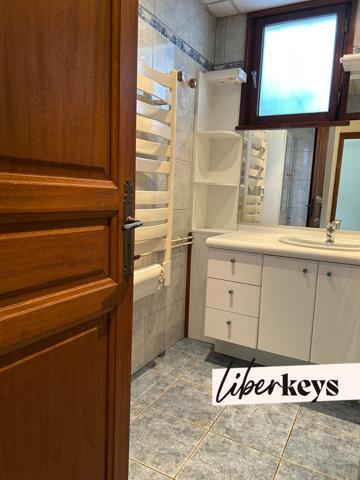 Maison 6 pièces + cuisine- Gros potentiel aménagement/construction -  Villard de Lans