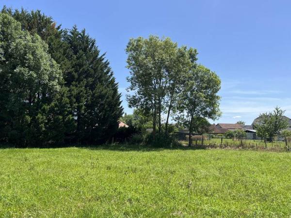 Terrain 89 900 € Bougarber 1077 m² DPE