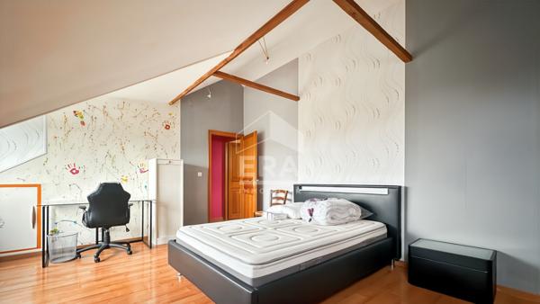 Duplex T3 à Louer avec place de parking privative