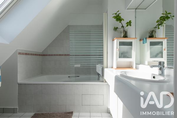 Maison à vendre 5 pièces 105 m² La Queue-en-Brie