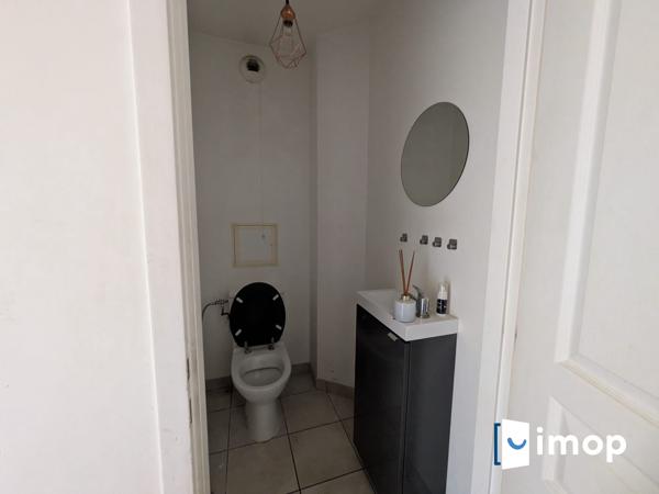 Appartement 3 chambres lumineux et calme avec parking