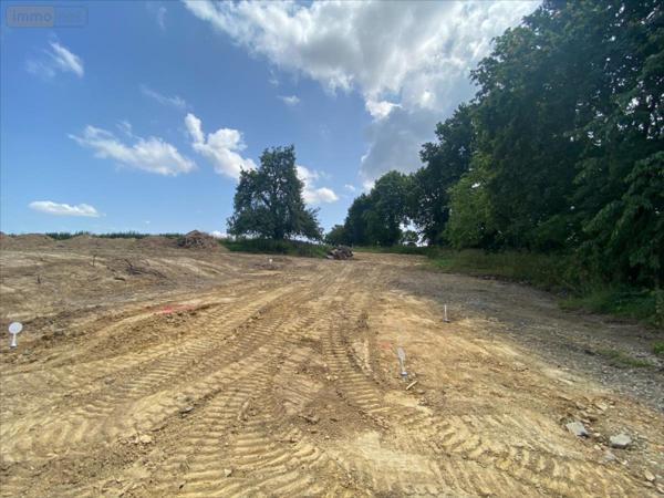 Terrain à Batir à vendre à Melesse en Ille-et-Vilaine (35520), ref : 1086VT3B