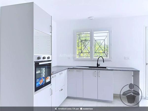 Location                                                      Maison
                        
                     4 pièces                      80 m2                     à Coutras