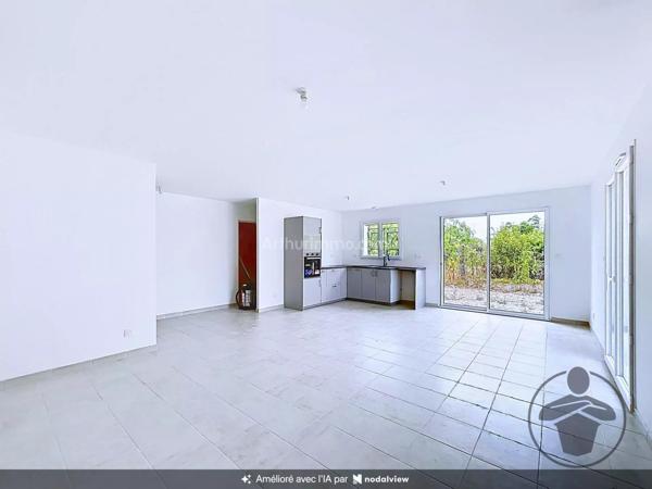 Location                                                      Maison
                        
                     4 pièces                      80 m2                     à Coutras