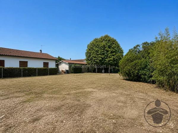 Location                                                      Maison
                        
                     4 pièces                      80 m2                     à Coutras