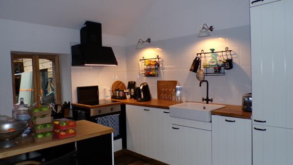 Saint-Gérand-Le-Puy: Maison d'habitation avec atelier et bâtiment rénové sur un terrain de 1378m² Saint-Gérand-le-Puy (03150)