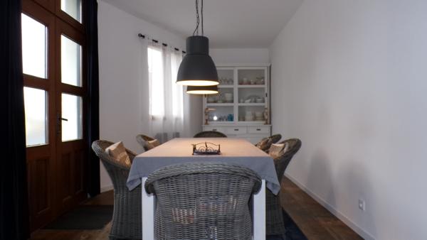 Saint-Gérand-Le-Puy: Maison d'habitation avec atelier et bâtiment rénové sur un terrain de 1378m² Saint-Gérand-le-Puy (03150)