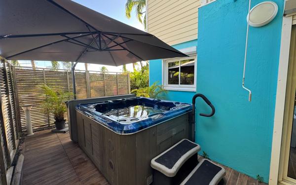 Maison à vendre    3 pièces • 71 m2 Saint-François