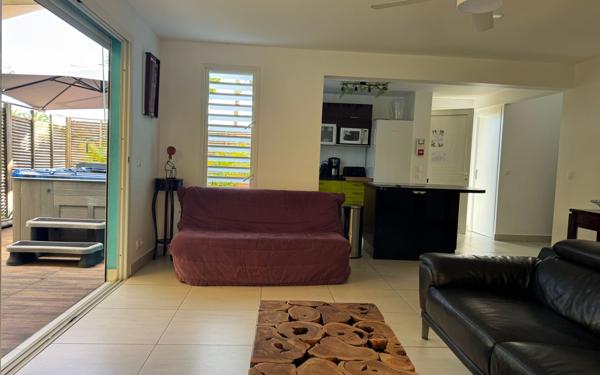 Maison à vendre    3 pièces • 71 m2 Saint-François