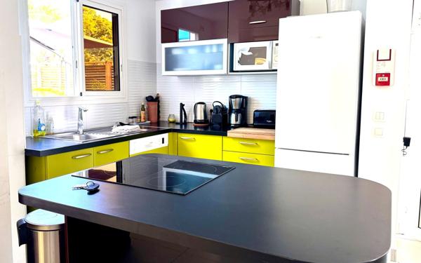 Maison à vendre    3 pièces • 71 m2 Saint-François