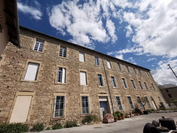 Millau (12100) Ancien Collège du XIXe dans Village Médiéval Classé – Charme et Histoire, Idéal Projet Culturel ou Touristique