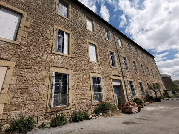 Millau (12100) Ancien Collège du XIXe dans Village Médiéval Classé – Charme et Histoire, Idéal Projet Culturel ou Touristique