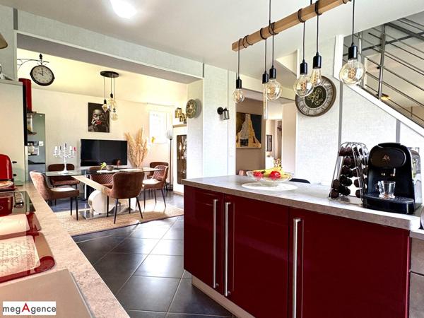 Maison à BELLE-ISLE-EN-TERRE, 22810 - 8 pièces 188m²