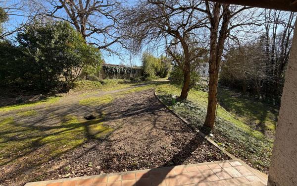 Maison à vendre    6 pièces • 180 m2 Saint-Sever