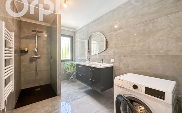 Maison à vendre    4 pièces •  Labégude