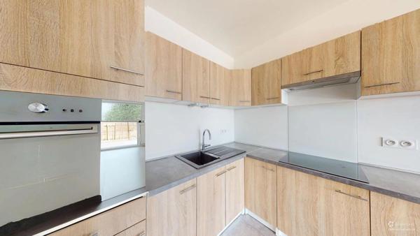 Location                                                      Appartement
                        
                     3 pièces                      72 m2                     à Chartres